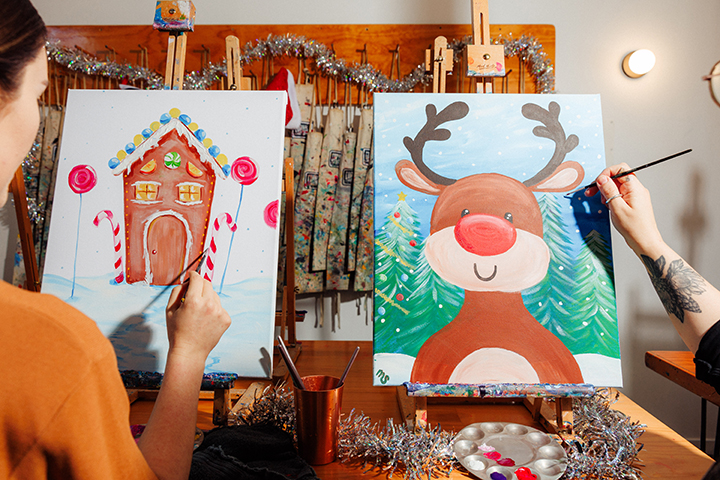 Get Your Festive Fix: Cork & Chroma’s Holiday Paint & Sip Sessions Are Here!