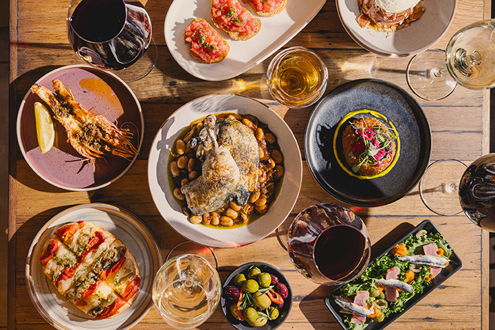 This Spanish Wine Dinner at Olé Is the Luxe Night Out You Need