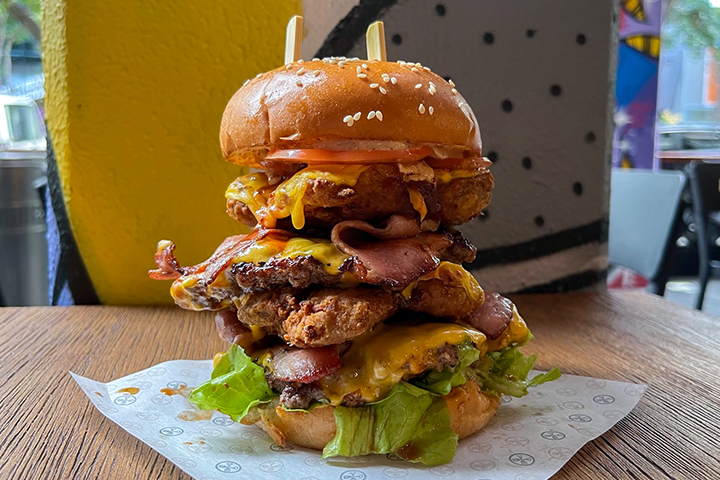 5 Roadhouse Worthy Burgers To Wrap Your Mouth Around This May…