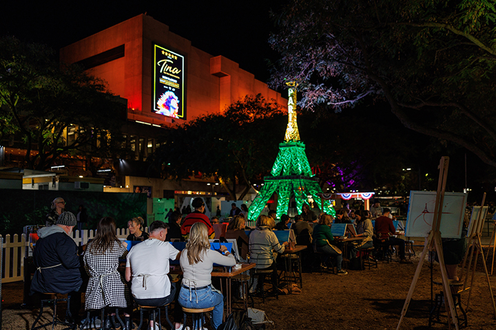 Paint And Sip Under The Stars: Paris Edition